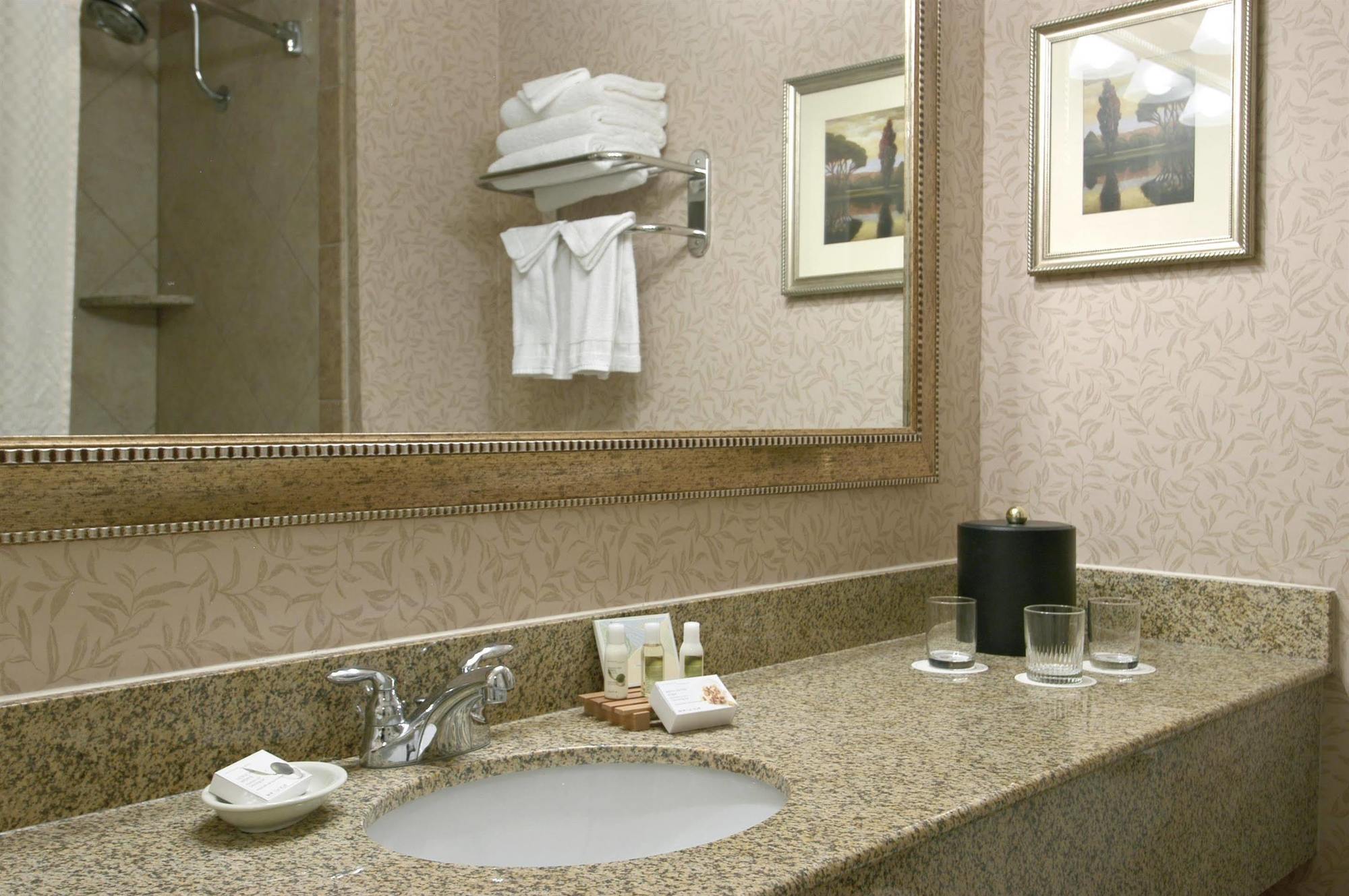 Red Lion Hotel Twin Falls Bagian luar foto